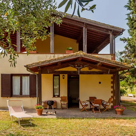 Casale Santo Stefano Κατάλυμα σε φάρμα *
