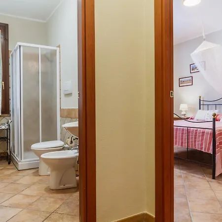 Casale Santo Stefano Κατάλυμα σε φάρμα *